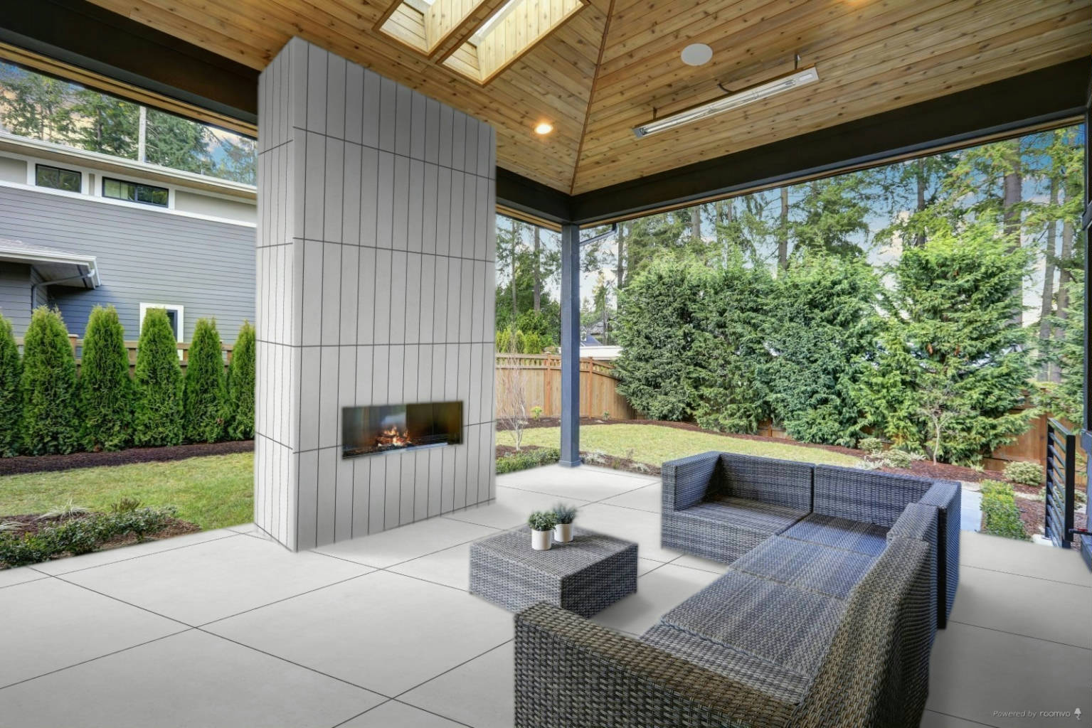 Ashland White 48X48 and 6x24 | In Home Stone