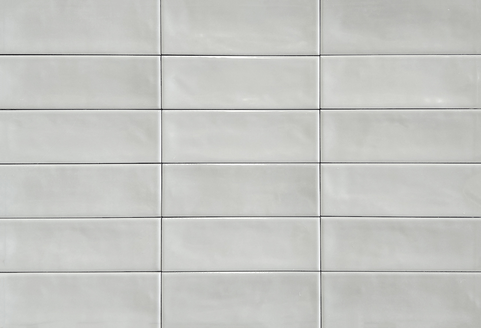 Aruba Silver Gloss 2x6 | In Home Stone