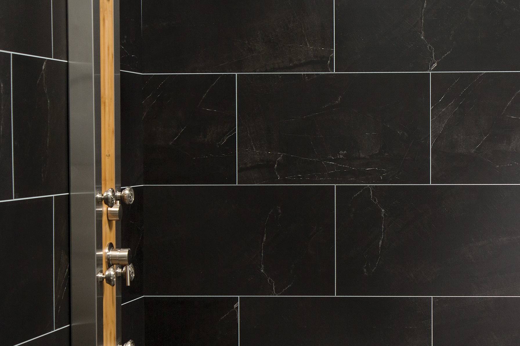 Black Ice | In Home Stone